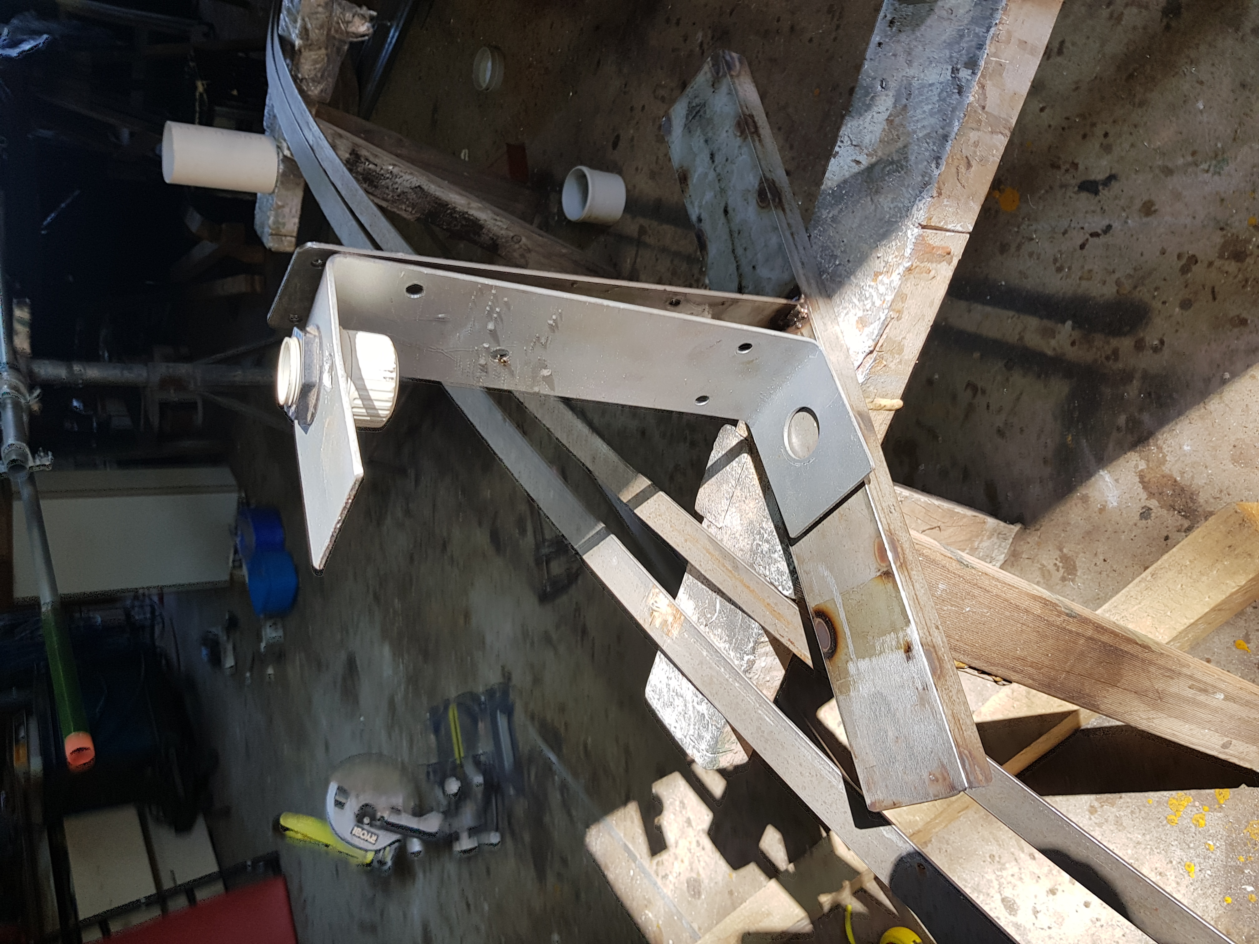 Fabricating-The-Roof-Bracket